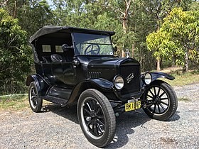 IImage of a Model-T Ford car