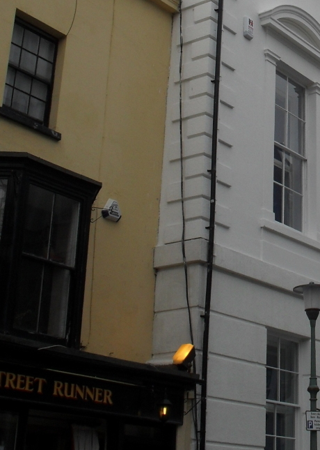 Photo showing the position of the pub next to the old town hall